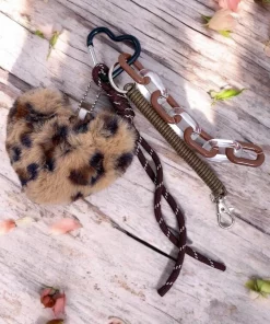 Grigri de sac et porte-clé Cœur léopard