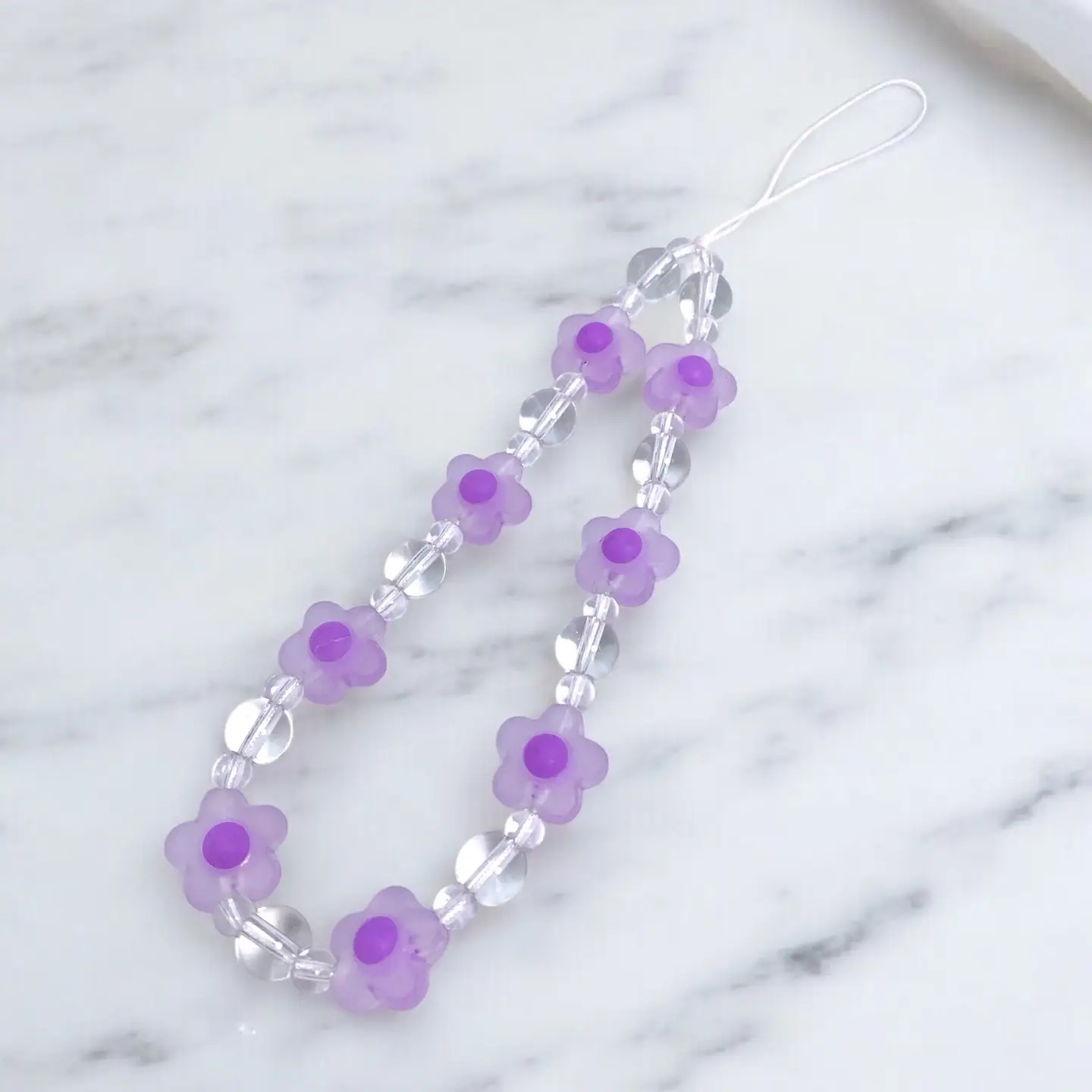 Chaîne de téléphone à fleurs – Image 5