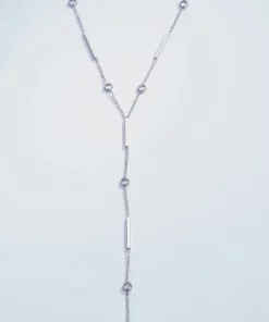 Alternative view of Collier Y strassés en acier inoxydable