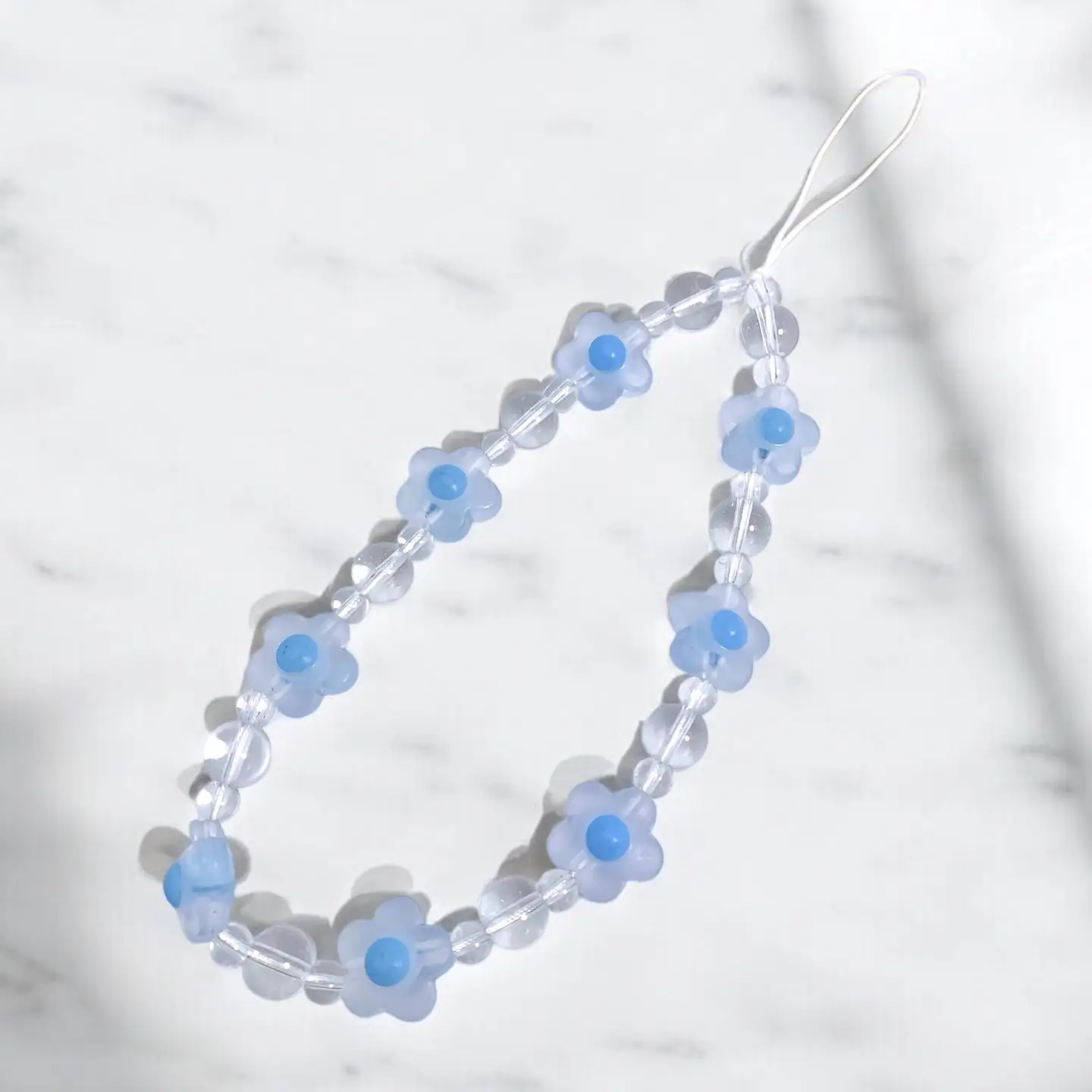 Chaîne de téléphone à fleurs – Image 3