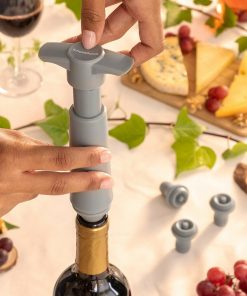 Pompe à vide et bouchons à vin Winuum InnovaGoods (4 bouchons)